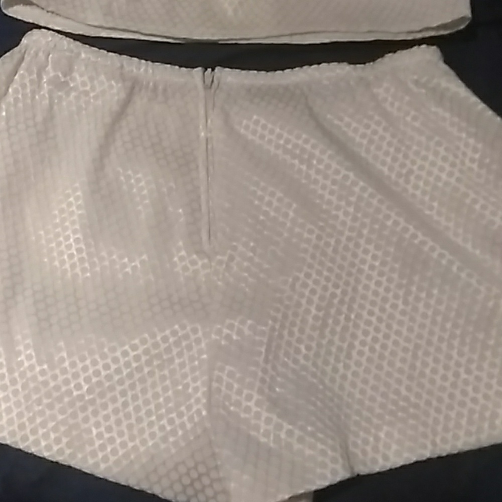 Short set - Picture 7 of 7